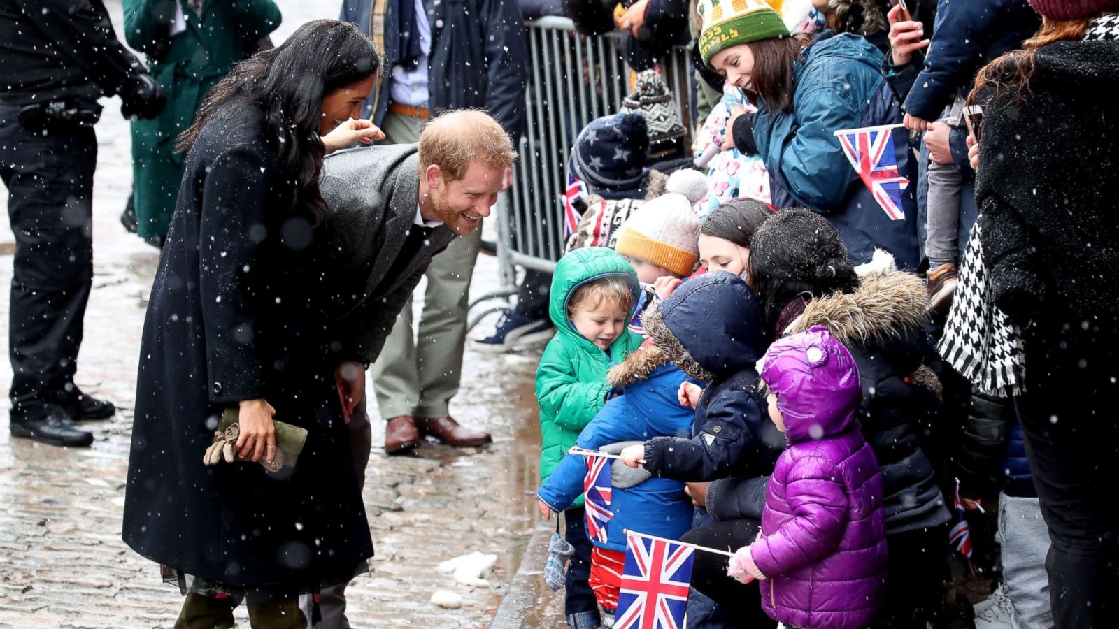 PHOTO: Meghan, Duchess of Sussex and Prince Harry, Duke of Sussex meet children in the crowd as they arrive at the Bristol Old Vic, Feb. 1, 2019, in Bristol, England.