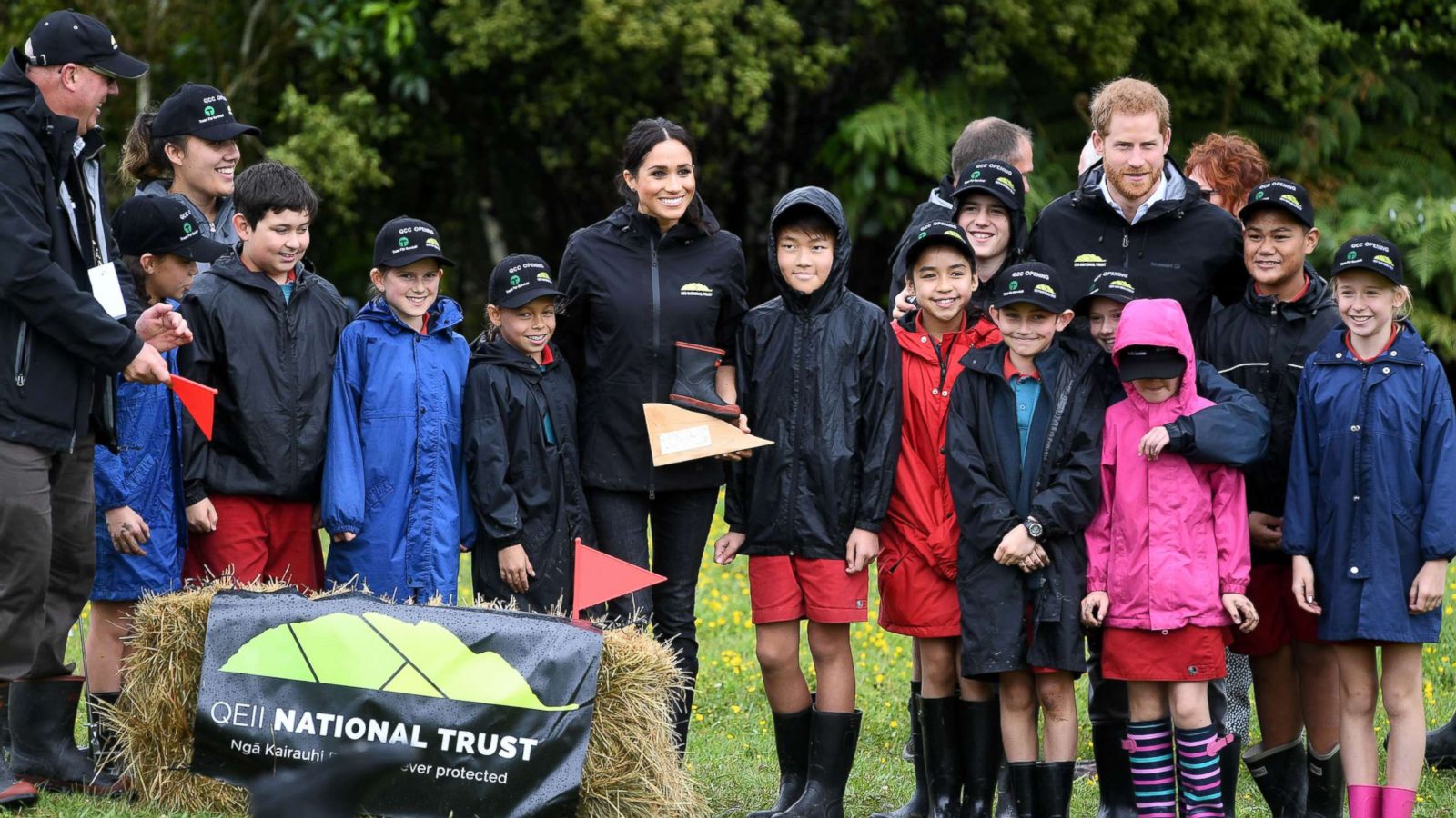 PHOTO: Prince Harry and Meghan Markle The Duke and Duchess of Sussex, visit the North Shore to dedicate a 20-hectare area of native bush to the Queen's Commonwealth Canopy in Auckland, New Zealand, Oct. 30, 2018.