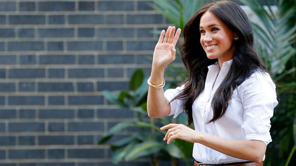 PHOTO: Meghan, the Duchess of Sussex, waves as she leaves a department store after launching the Smart Works capsule collection in London, Sept. 12, 2019.