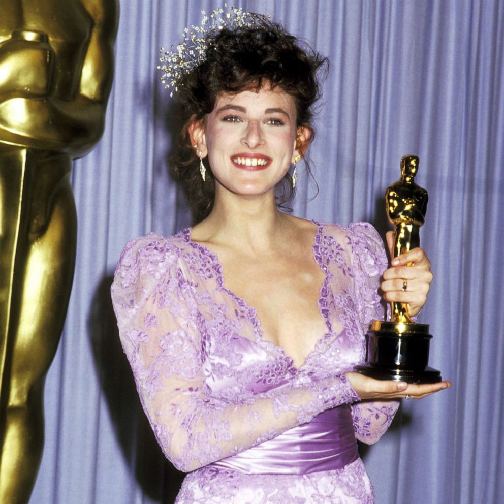 VIDEO: How fashion at the Oscars has evolved since the 1930s