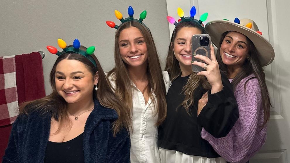 PHOTO: Mary Lou Retton wished her followers a "Merry Christmas" in a new Instagram photo post featuring a picture of her four daughters together.