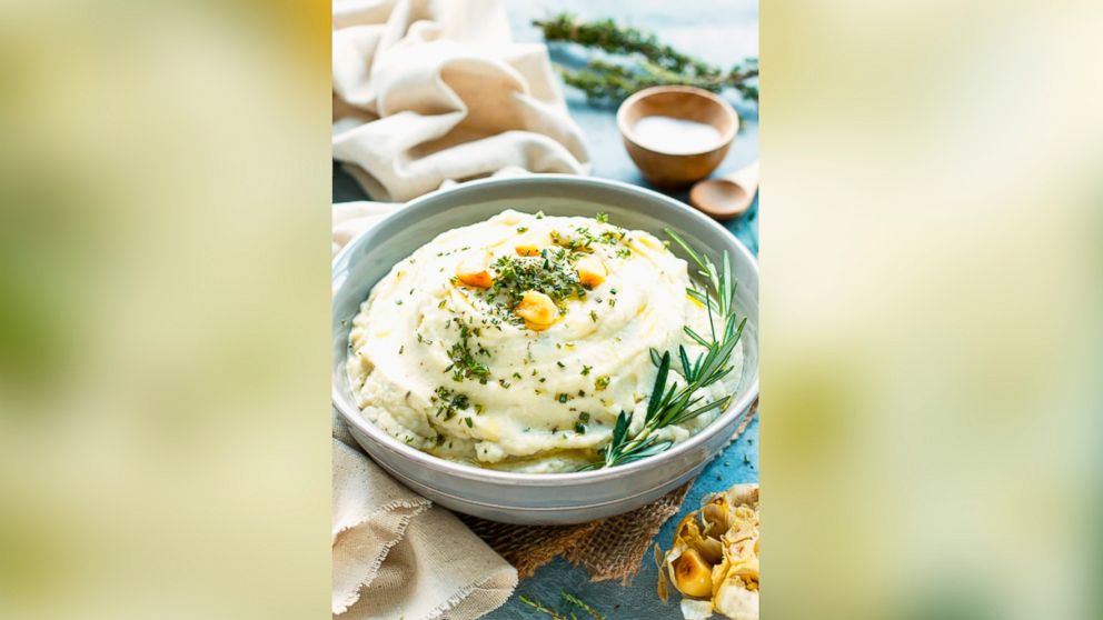 PHOTO: Roasted Garlic Mashed Cauliflower is a keto-friendly recipe created by London Brazil of EvolvingTable.com.