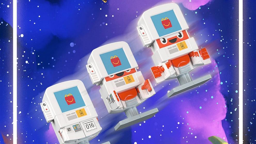 mcds-toy-02-ht-jt-