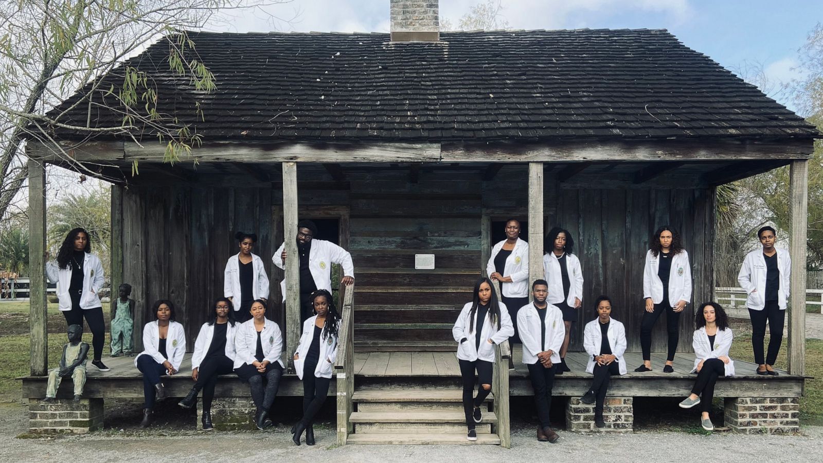 PHOTO: Medical students of Tulane University in New Orleans, Louisiana, pose in a recent photo in front of the slave quarters at The Whitney Plantation in Wallace, Louisiana.