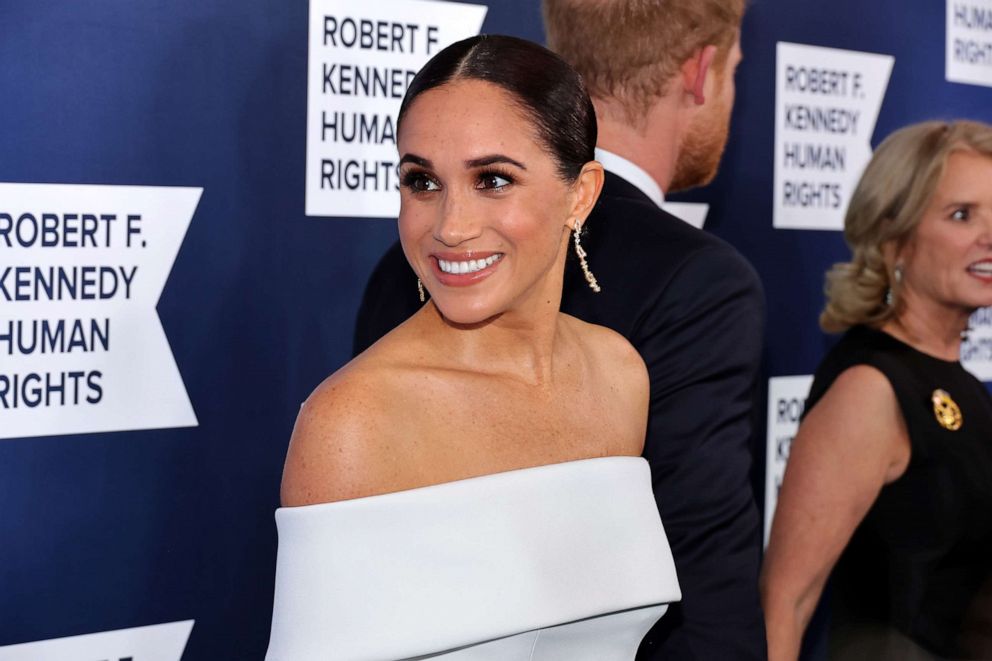  Meghan, Duchess of Sussex attends the 2022 Robert F. Kennedy Human Rights Ripple of Hope Gala astatine  New York Hilton connected  Dec. 6, 2022, successful  New York.