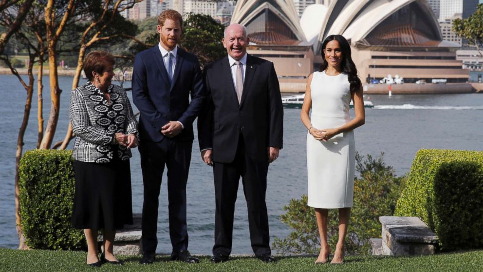 PHOTO: The Duke and Duchess of Sussex, Australia's Governor General Peter Cosgrove and his wife Lynne Cosgrove stand in the grounds of Admiralty House in Sydney on the first day of the royal couple's visit to Australia, Oct. 16, 2018. 