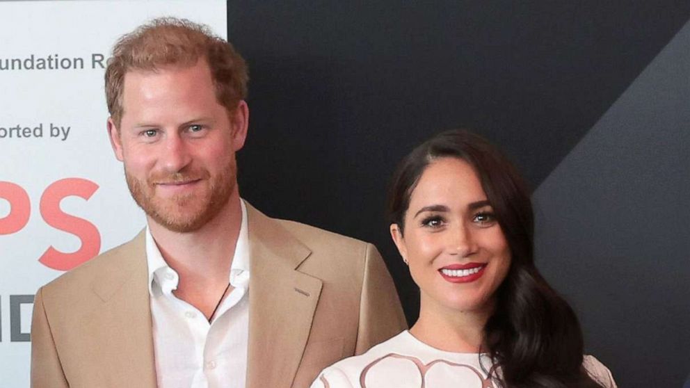 PHOTO: Prince Harry, Duke of Sussex and Meghan, Duchess of Sussex pose at the IGF Reception during day two of the Invictus Games The Hague 2020 at Zuiderpark on April 17, 2022, in The Hague, Netherlands.