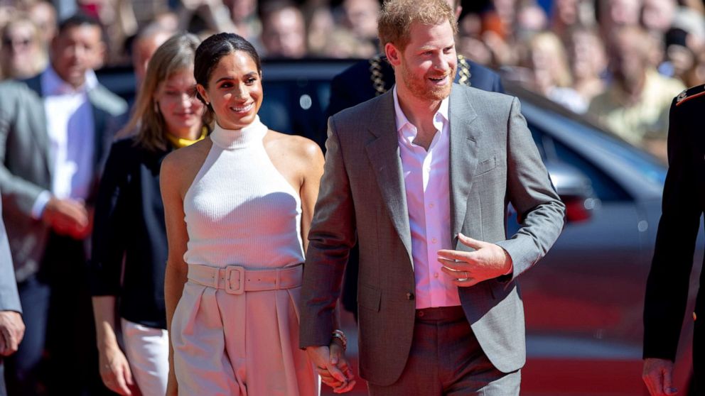 PHOTO: Meghan, Duchess of Sussex and Prince Harry, Duke of Sussex arrive at the town hall during the Invictus Games Dusseldorf 2023 -One Year To Go events, on Sept. 6, 2022 in Dusseldorf, Germany. 
