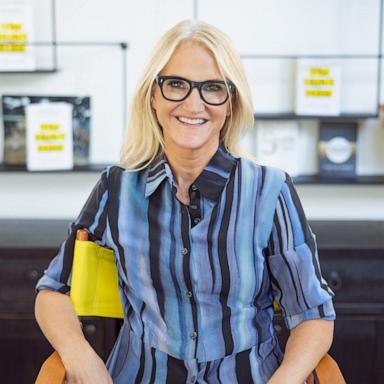 PHOTO: A photo of podcast host and author Mel Robbins.