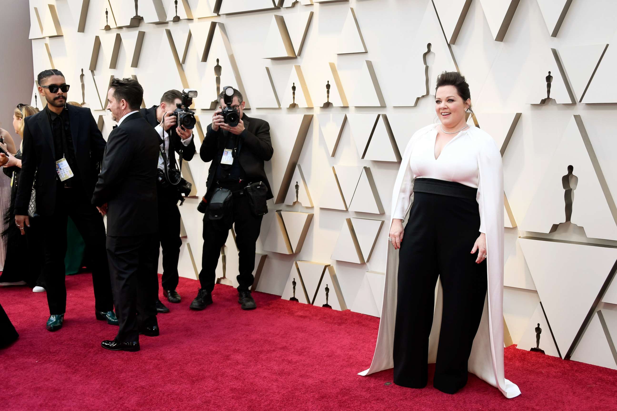 On the Oscars Red Carpet: A Lot of Style, Little Substance - The