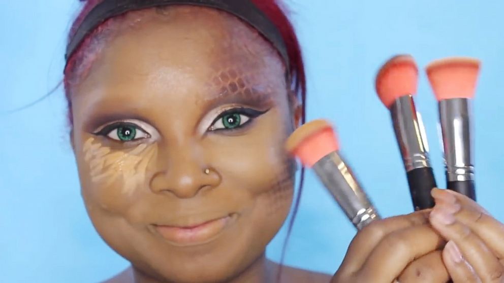 Video Mythical mermaid makeup is pure Halloween magic: How to get the look  - ABC News