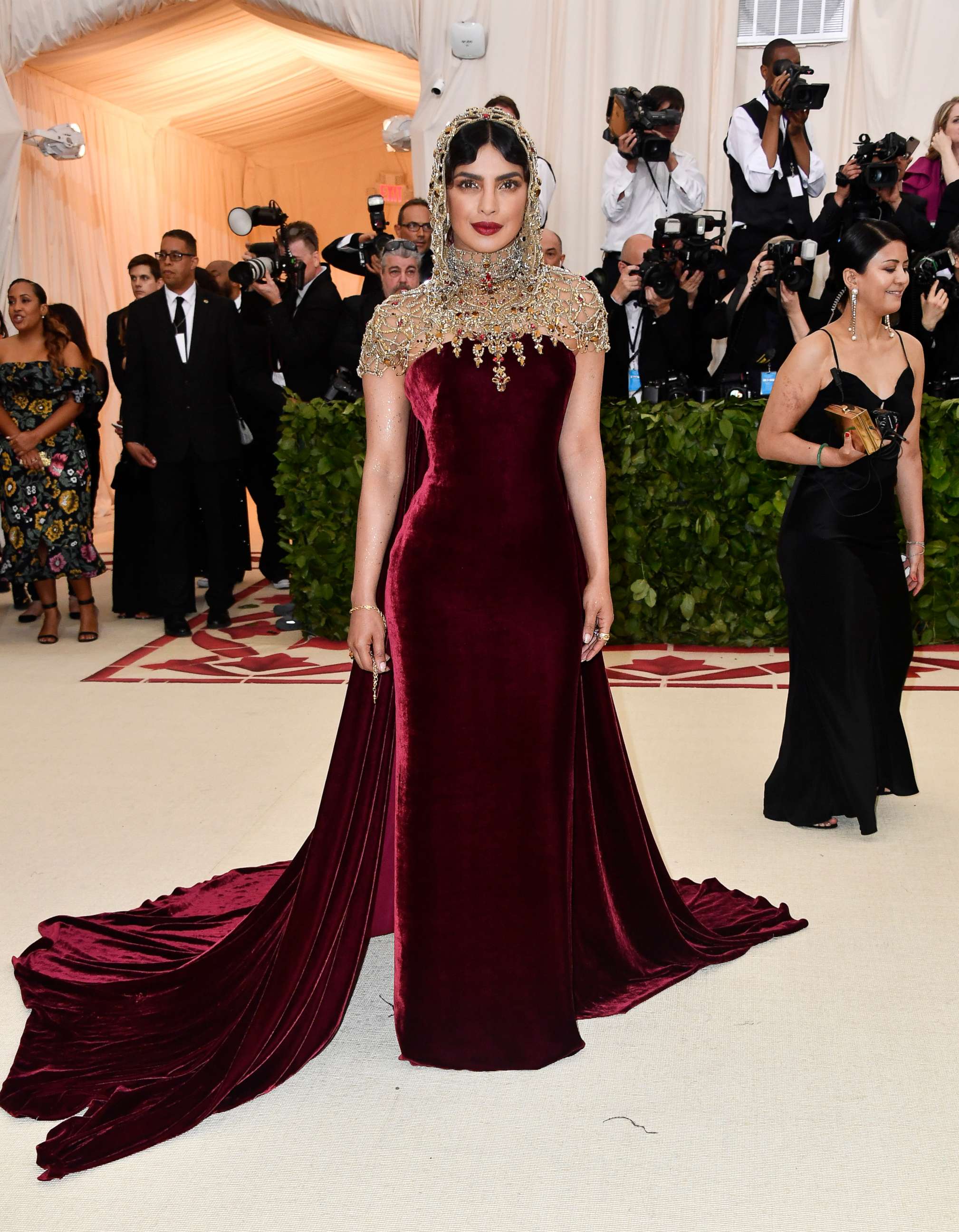 PHOTO: Priyanka Chopra attends the Heavenly Bodies: Fashion & The Catholic Imagination Costume Institute Gala at The Metropolitan Museum of Art on May 7, 2018 in New York City.