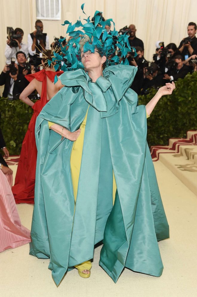 PHOTO: Frances McDormand attends the Heavenly Bodies: Fashion & The Catholic Imagination Costume Institute Gala at The Metropolitan Museum of Art on May 7, 2018 in New York City.