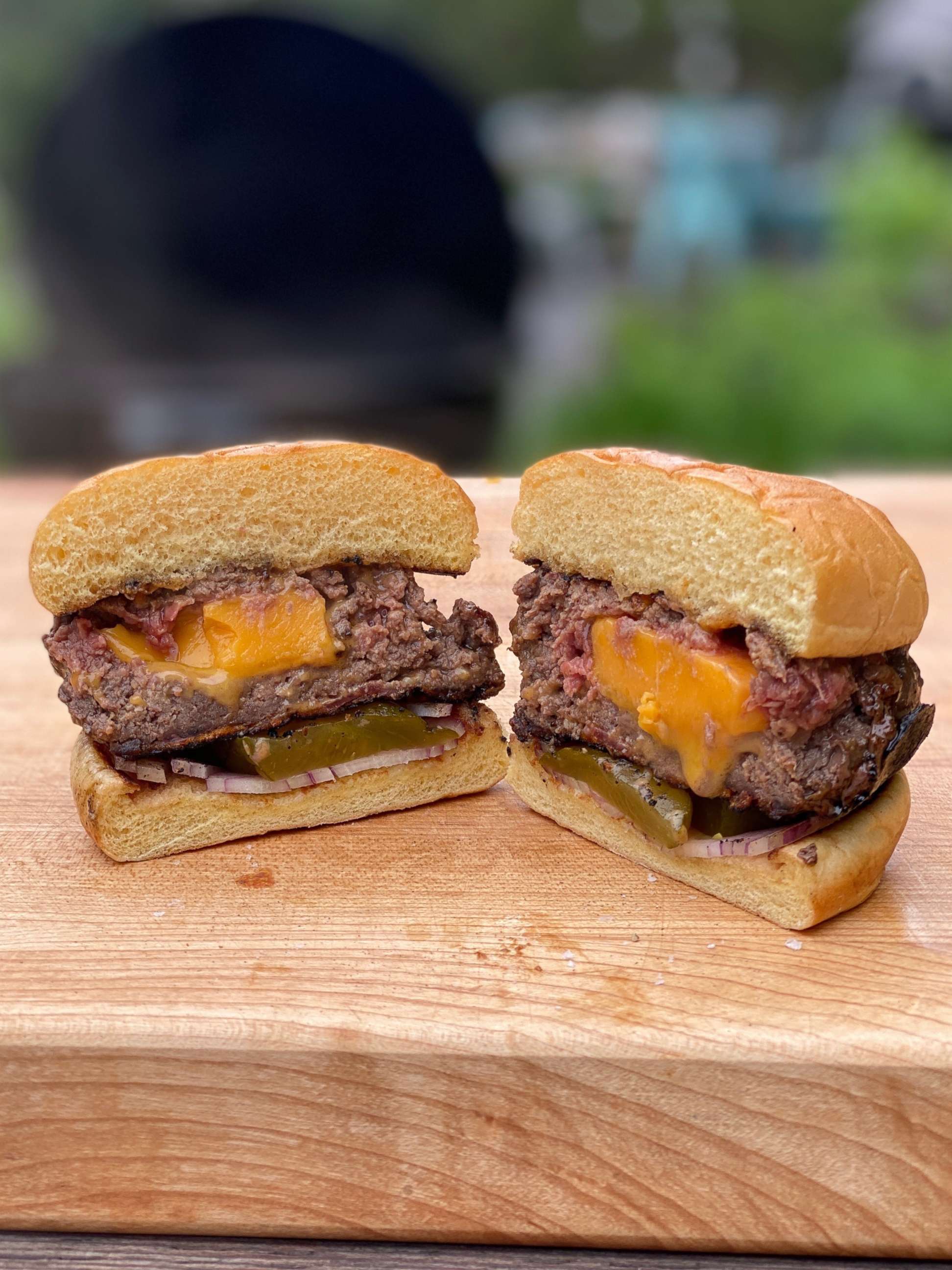PHOTO: Michael Symon's ultimate bacon cheddar smash burger