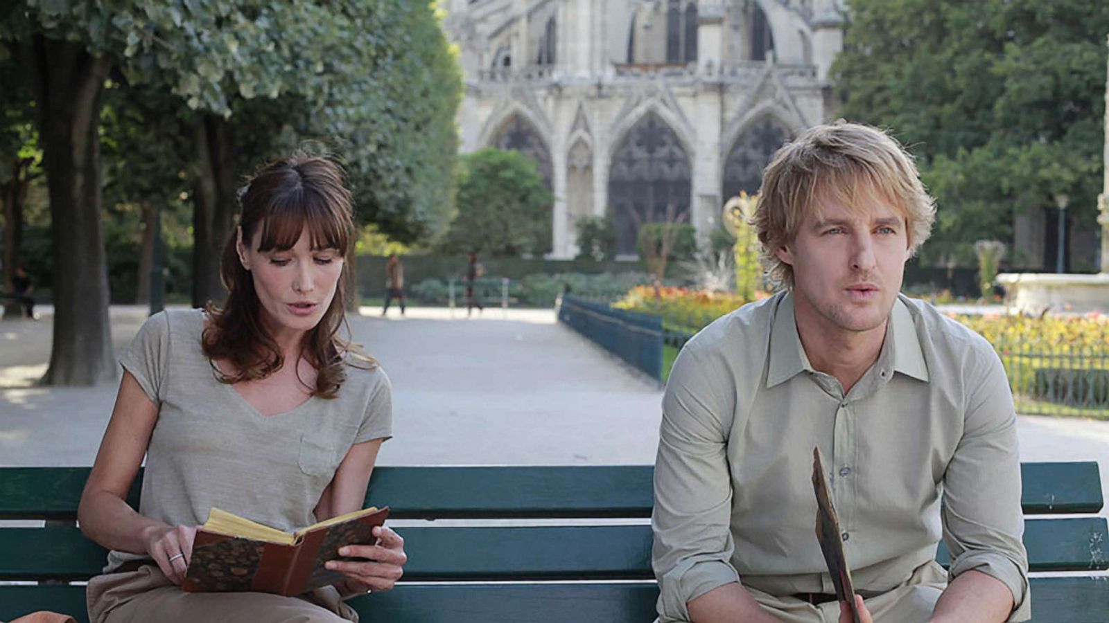 PHOTO: A scene from "Midnight in Paris."