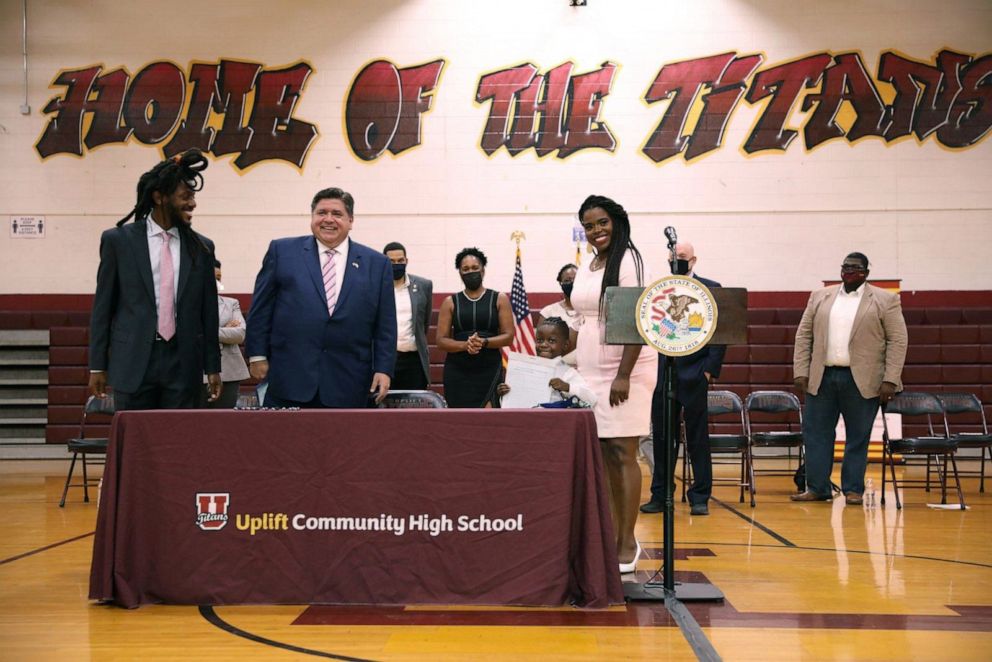 PHOTO: Illinois State Senator Mike Simmons, Gov. J.B. Pritzker, Jett Hawkins, and Ida Nelson on Aug. 13, 2021, at the signing of Senate Bill 817, otherwise known as the Jett Hawkins Act, which is now law.