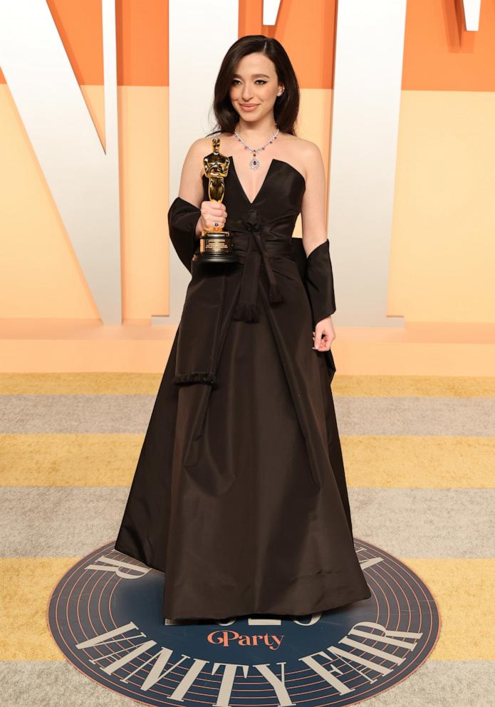 PHOTO: Mikey Madison attends the Vanity Fair Oscar Party, Mar. 2, 2025, in Beverly Hills, Calif.