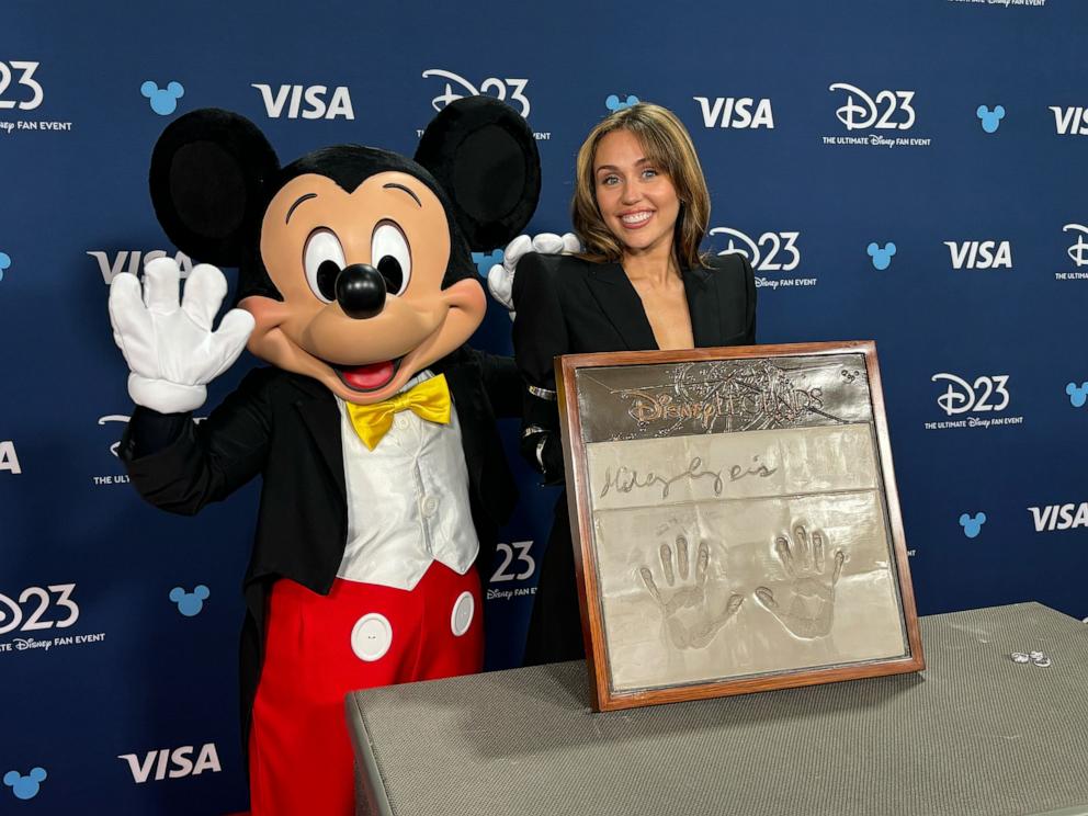 PHOTO: Miley Cyrus at the Disney Legends Awards Ceremony on Aug. 11, 2024 at the Honda Center in Anaheim, Calif.