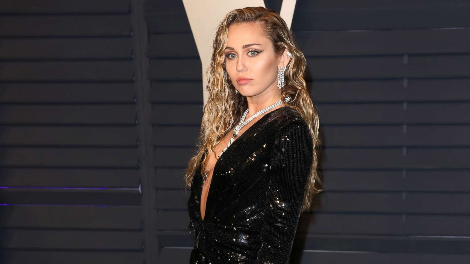 PHOTO: Miley Cyrus attends the 2019 Vanity Fair Oscar Party hosted by Radhika Jones at Wallis Annenberg Center for the Performing Arts, Feb. 24, 2019, in Beverly Hills, Calif.