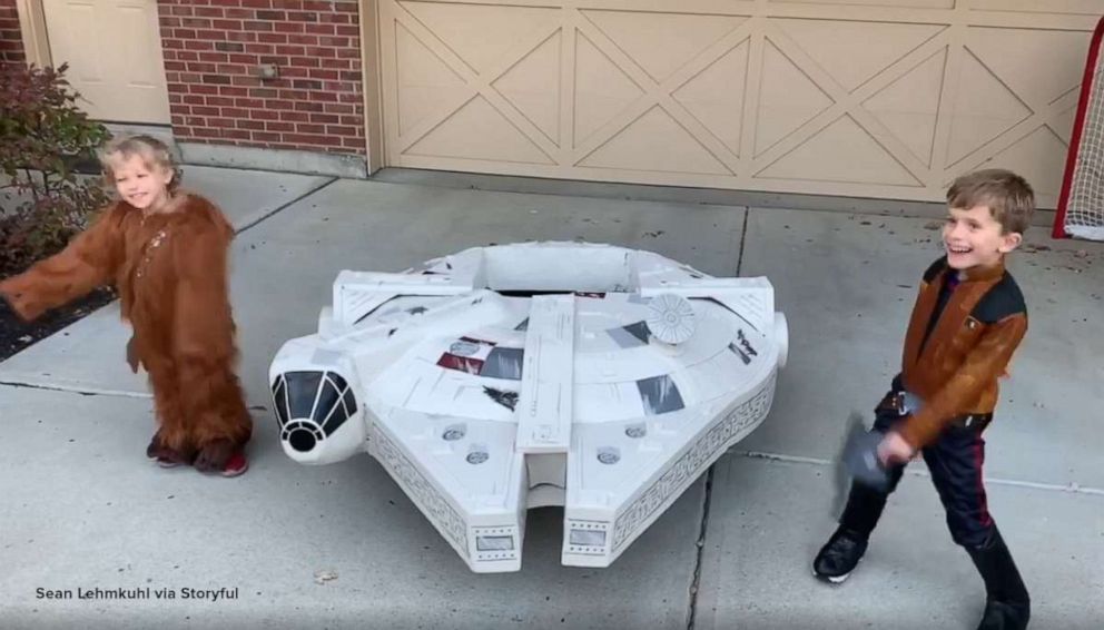 PHOTO: Diehard "Star Wars" fan Sean Lehmkuhl spent over a month building his sons a real-life Millennium Falcon so that they can trick-or-treat in style this Halloween.