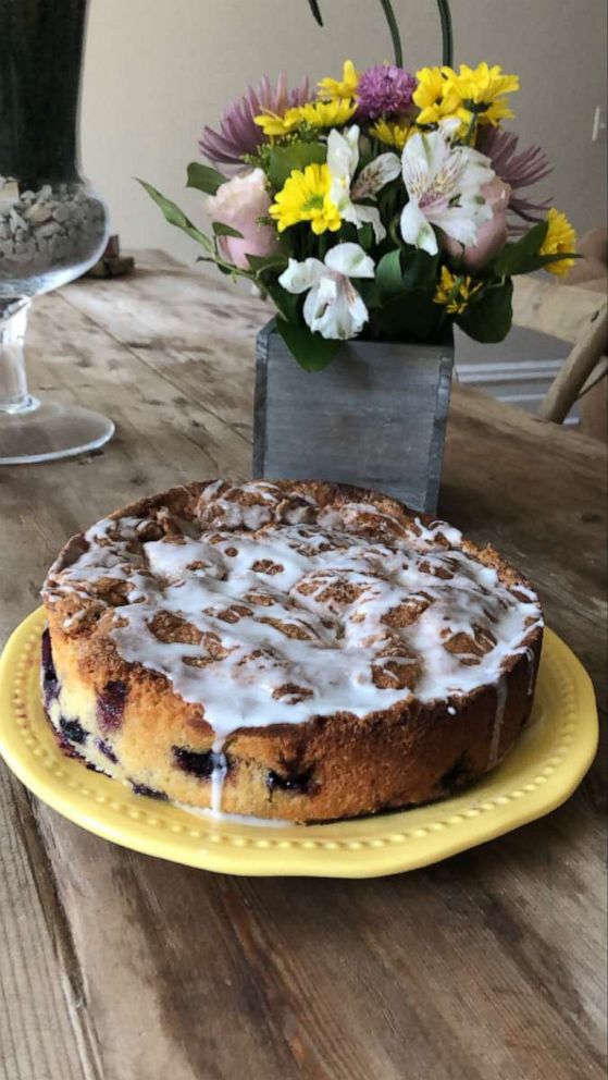 Blueberry Cheesecake Crumb Cake - OMG Chocolate Desserts