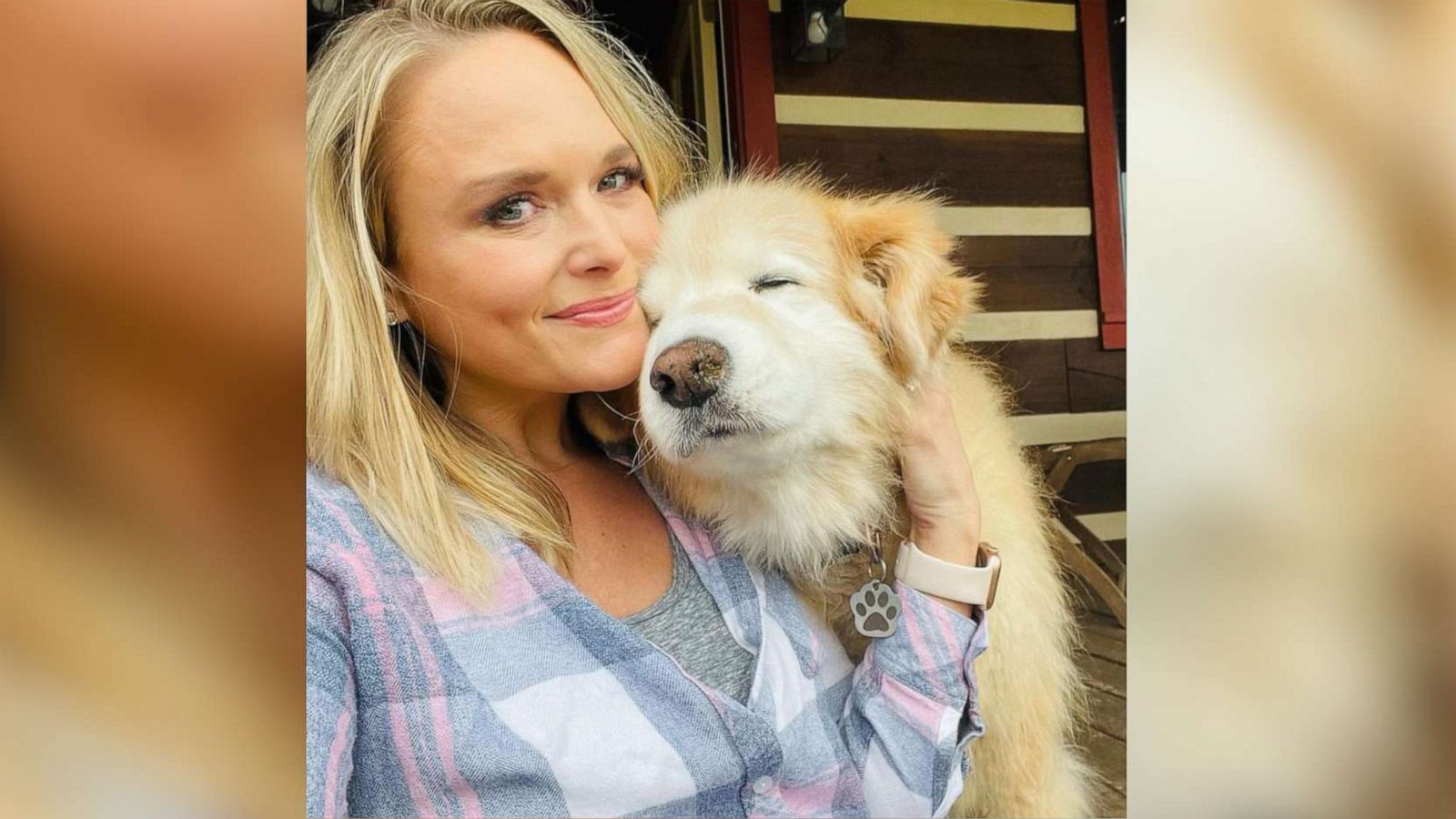 PHOTO: Miranda Lambert mourns the loss of her dog, Jessi, in an emotional social media tribute.