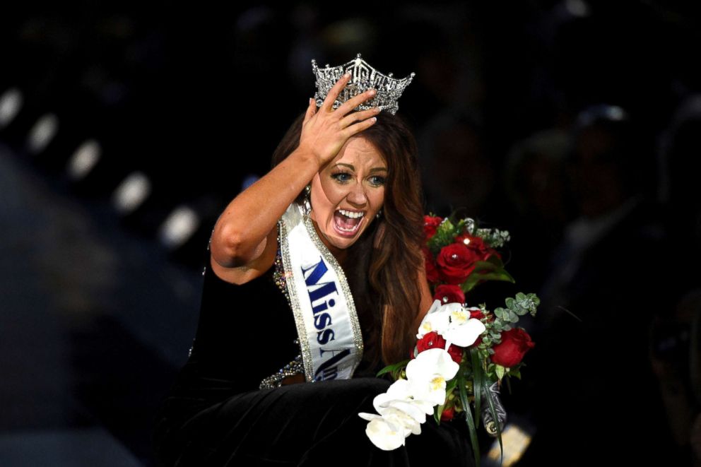 PHOTO: Miss North Dakota Cara Mund reacts after being announced as the winner of the 97th Miss America Competition in Atlantic City, N.J., Sept. 10, 2017. 