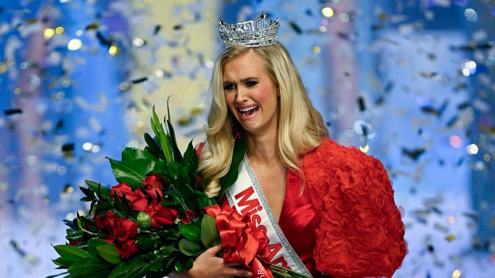 PHOTO: Miss Colorado Madison Marsh reacts after being crowned the New Miss America 2024 in Orlando, Fla., Jan. 14, 2024.