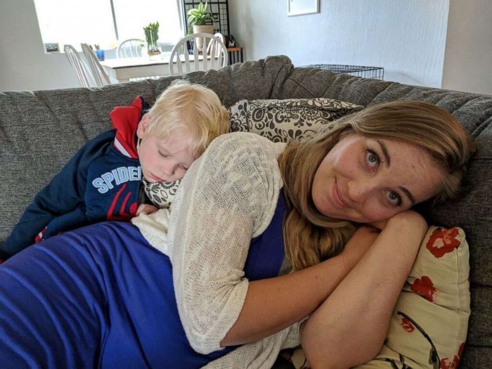 PHOTO: Kathleen Thorson, 34, a mother of four, died suddenly just days after giving birth and 12 of her organs were donated. Kathleen and Jesse Thorson of Medford, Oregon, are parents to Danny, 7, Gracie, 6, James, 4 and Teddy, 3 weeks.
