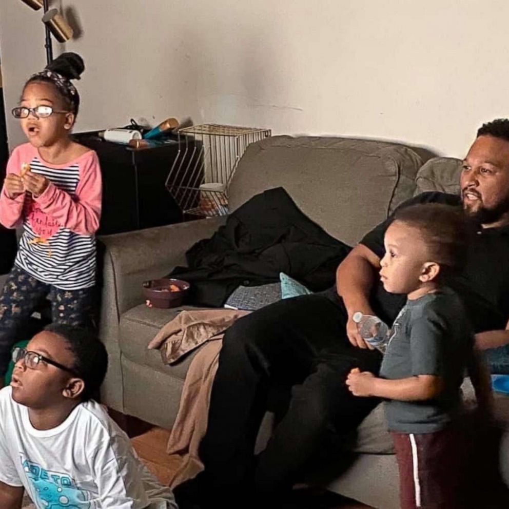 VIDEO: In exchange for chores, this mom made her kids a full movie theater experience at home 