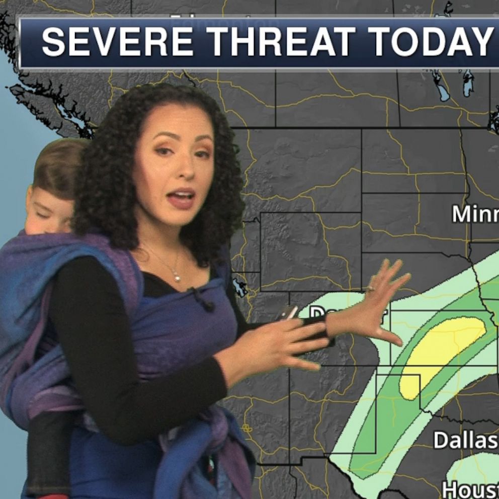 VIDEO: Meteorologist wears her toddler while reporting weather forecast