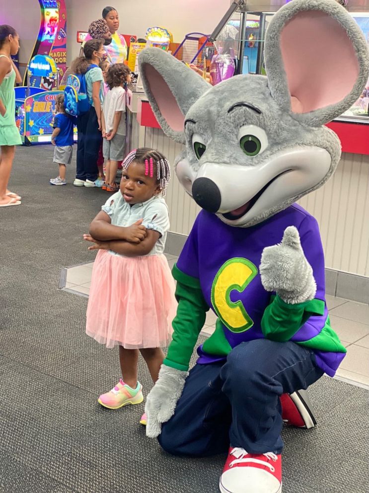 PHOTO: Natyana Muhammad's 2-year-old daughter is pictured posing with her arms crossed beside the Chuck E. Cheese character her mother says he ignored her.