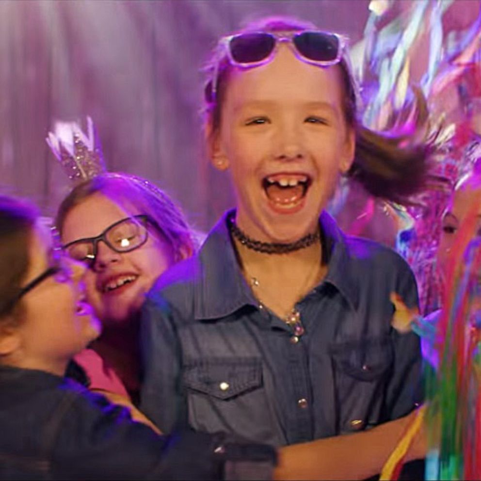 VIDEO: 7-year-old gets wish to star in Kidz Bop music video that goes viral 