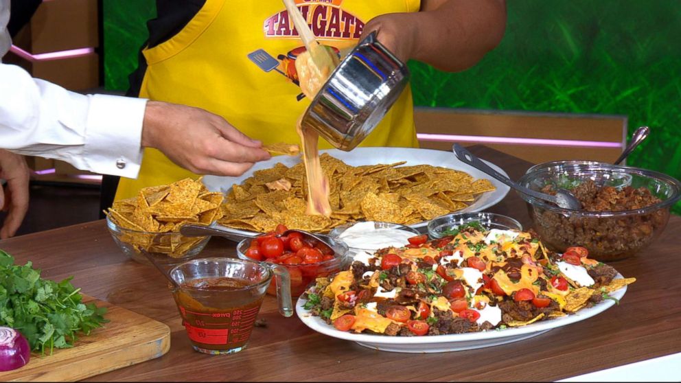 VIDEO: Super Bowl party recipes: Must-try 'Touchdown' nachos with chorizo and wonton nachos