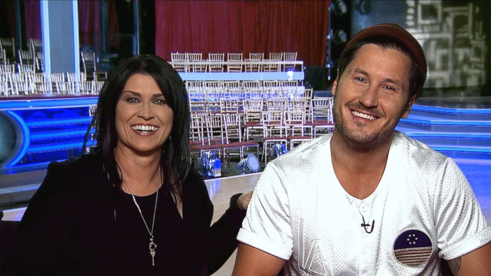 VIDEO: Val Chmerkovskiy will dance with Nancy McKeon on season 27 of 'DWTS'