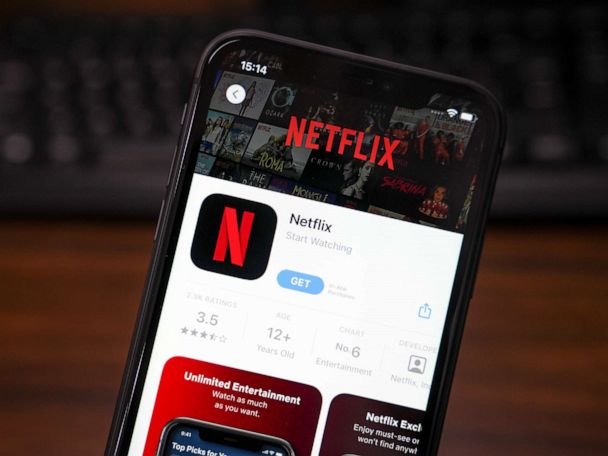 Netflix Announces Extra Member Tier as First Step of U.S. Password-Sharing  Crackdown