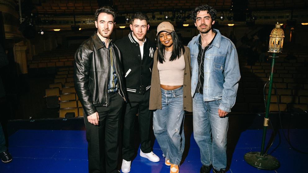 PHOTO: Joe Jonas and Kevin Jonas were in the sold-out house at the Hudson Theatre to celebrate Nick Jonas’ return to Broadway and his first performance.