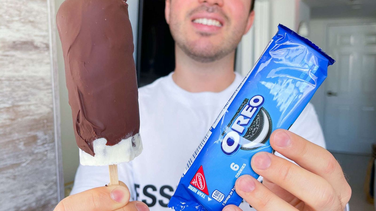 PHOTO: An oreo ice cream bar made by the Succulent Bite creator Nico Norena.