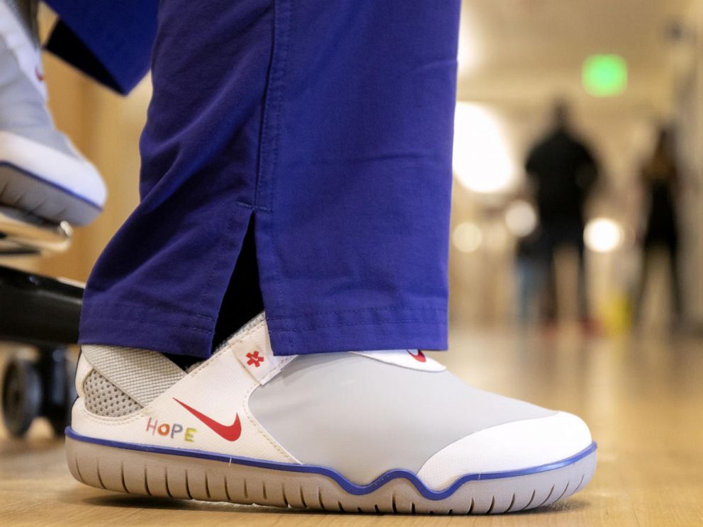 nike air zoom plus for medical workers