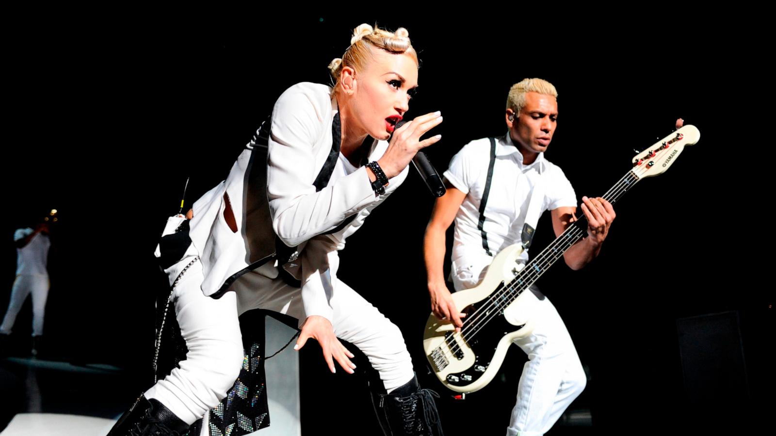 PHOTO: Gwen Stefani and Tony Kanal of No Doubt perform at Sleep Train Pavilion on July 21, 2009 in Concord, California.