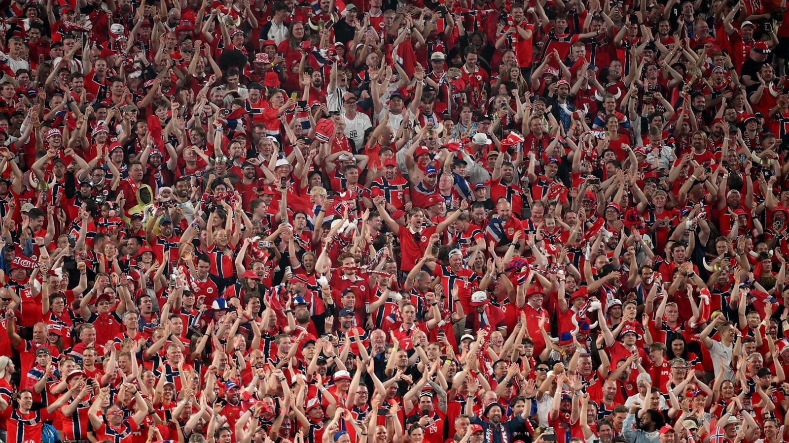 PHOTO: Norway's fans celebrate at the end of the 2026 World Cup Group I football match between Norway and Senegal at the New York/New Jersey Stadium in East Rutherford on June 22, 2026.