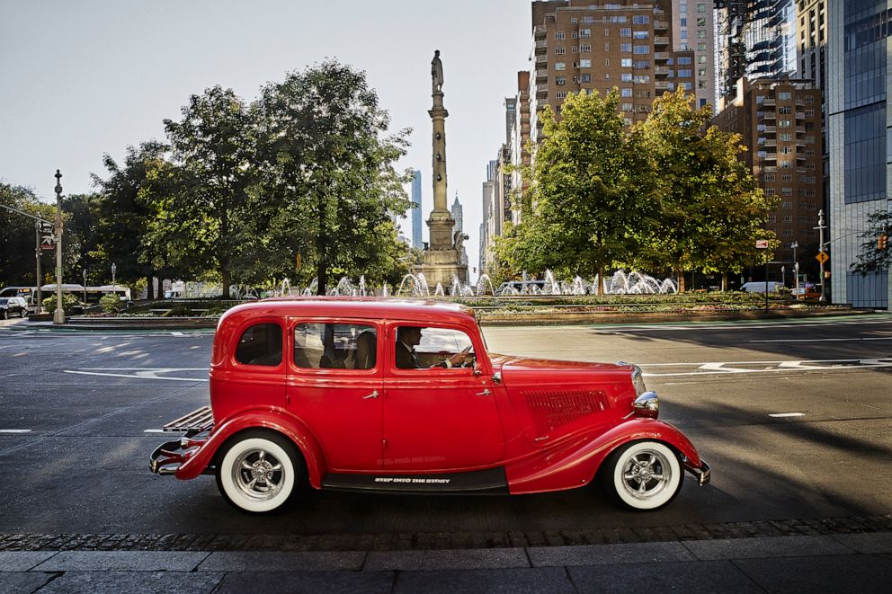 PHOTO: Red car from Nowaday.