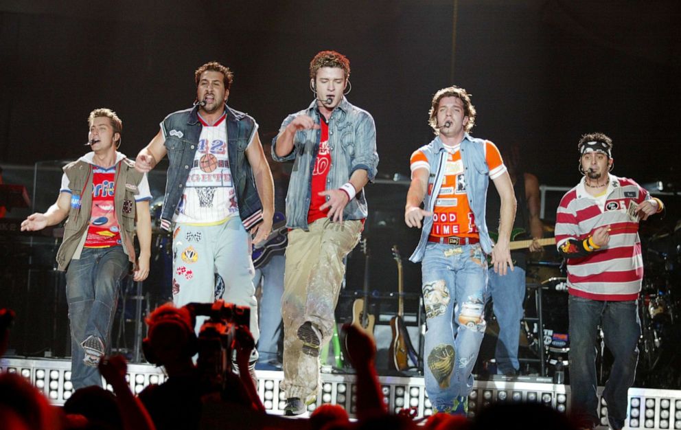 PHOTO: NSYNC during the NSYNC Celebrity Tour 2002 - Oakland at Oakland Arena in Oakland, Calif., March 6, 2002.