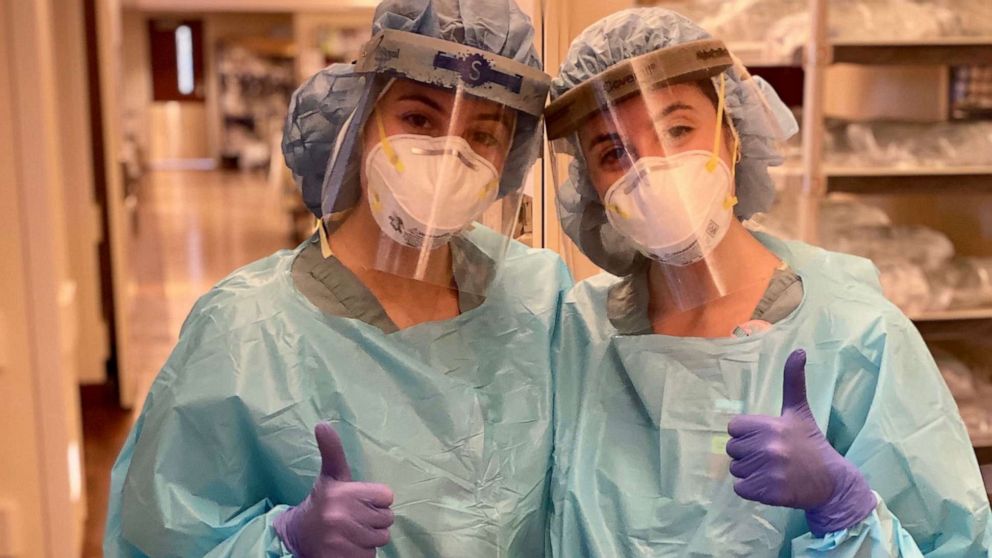 PHOTO: Samantha and Rebecca Silverman are identical twin sisters working together as nurses in the COVID-19 unit at Northwestern Medicine in Chicago.