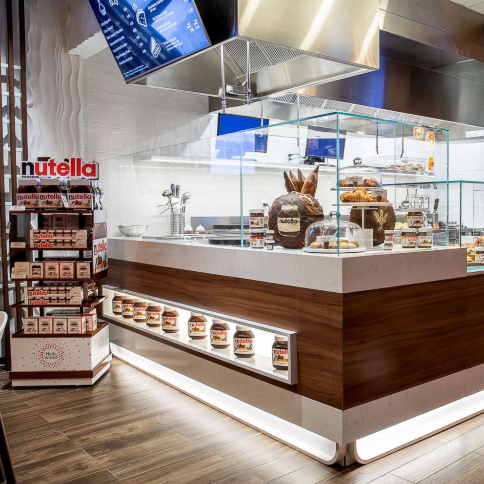 This Nutella Cafe Is a Dream World for Chocolate-Hazelnut Lovers