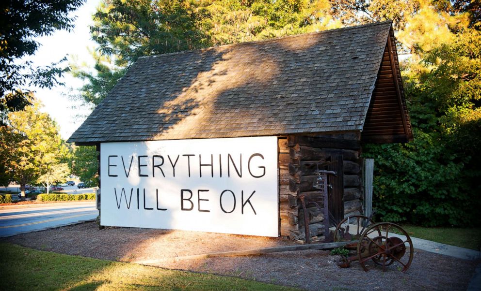 PHOTO: 'Everything Will Be OK' signs pop up to spread cheer around a Georgia town.