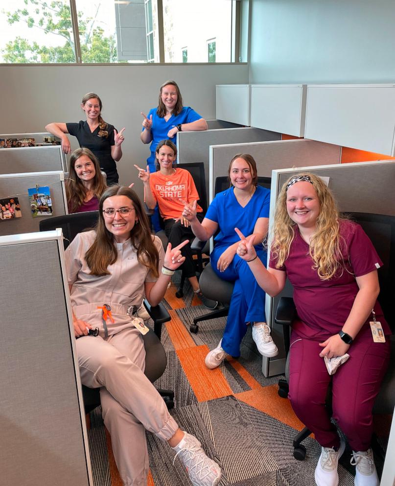 PHOTO: Mackenzee Thompson and other medical students from the Oklahoma State University College of Osteopathic Medicine at the Cherokee Nation in Tahlequah, Okla. gather on campus.