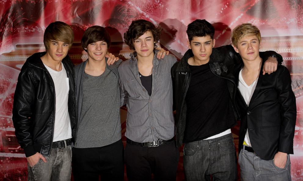 PHOTO: (L-R) Liam Payne, Louis Tomlinson, Harry Styles, Zane Malik and Niall Horan of "One Direction" attend a photocall during the X Factor press conference at the Connaught Hotel on Dec. 9, 2010 in London.