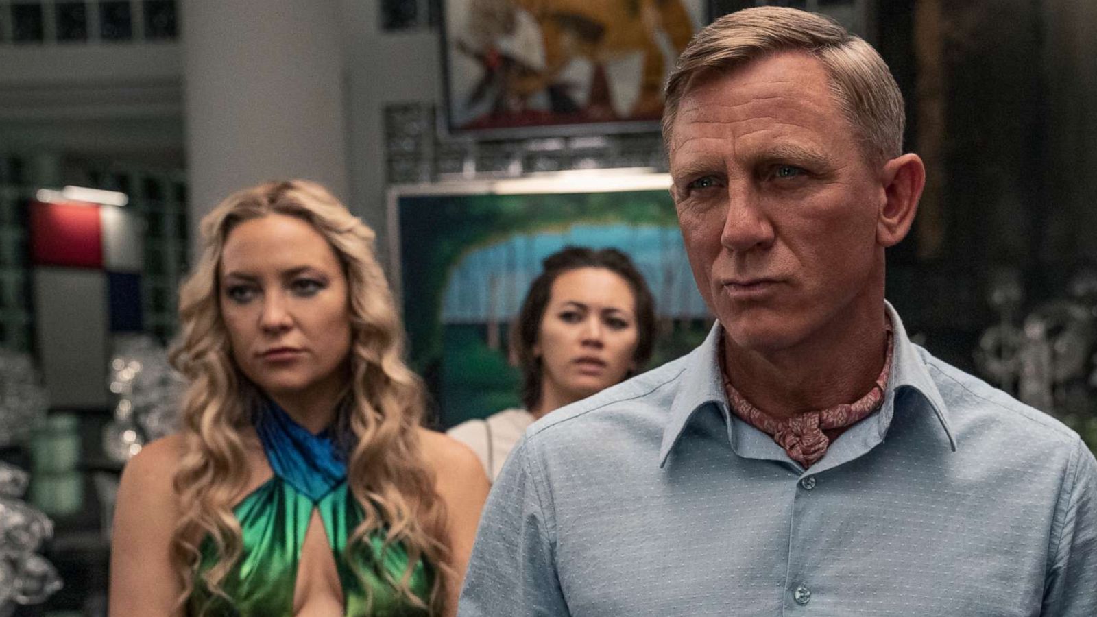 PHOTO: Kate Hudson as Birdie, Jessica Henwick as Peg, Daniel Craig as Detective Benoit Blanc, and Leslie Odom Jr. as Lionel in "Glass Onion: A Knives Out Mystery," 2022.