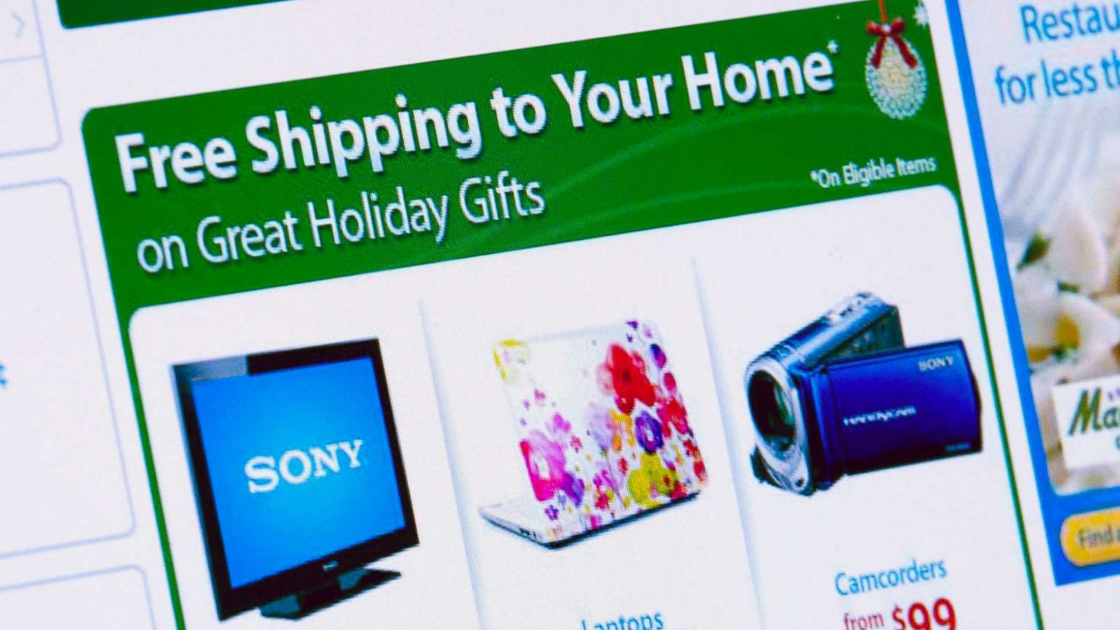 PHOTO: In this file photo, Wal-Mart Stores Inc. holiday shopping specials are displayed on a computer screen in New York, Nov. 11, 2010.